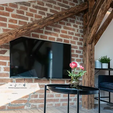 Crest - Riverside Lofts Mit Parken I Balkon I Kueche I Regendusche Apartmán *