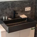 Crest - Riverside Lofts Mit Parken I Balkon I Kueche I Regendusche Appartamento