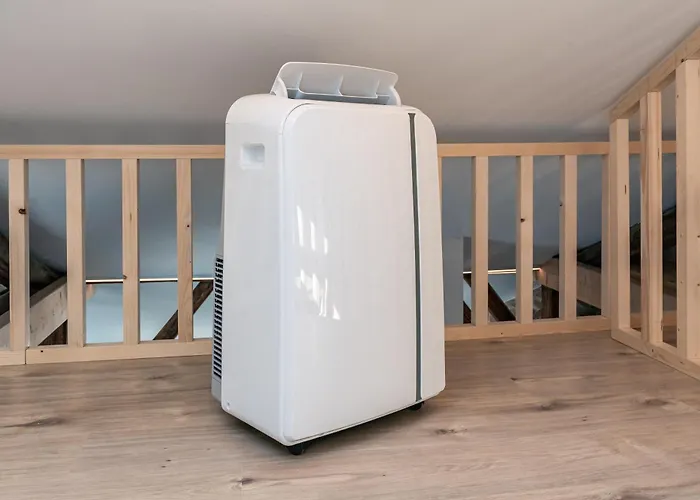 Crest - Riverside Lofts Mit Parken I Balkon I Kueche I Regendusche Passau