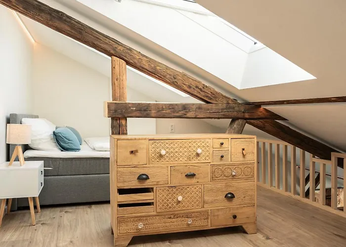 Crest - Riverside Lofts Mit Parken I Balkon I Kueche I Regendusche Passau