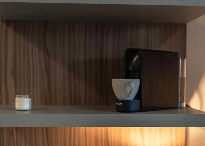 Crest - Riverside Lofts Mit Parken I Balkon I Kueche I Regendusche Appartement