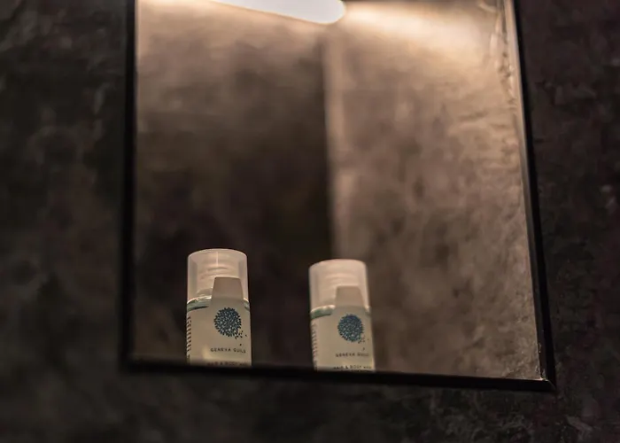 Crest - Riverside Lofts Mit Parken I Balkon I Kueche I Regendusche Passau